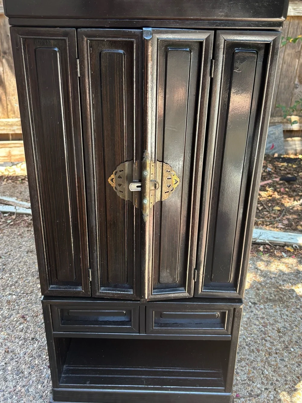 Fabulous antique Japanese Butsudan. Buddhist alter cabinet.